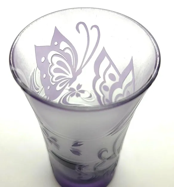 蝶と桜の日本酒に似合う和柄グラス